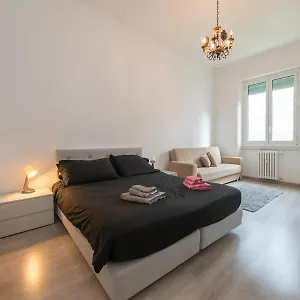  Apartamento Italstay - Centrale-garibaldi - Pet Friendly