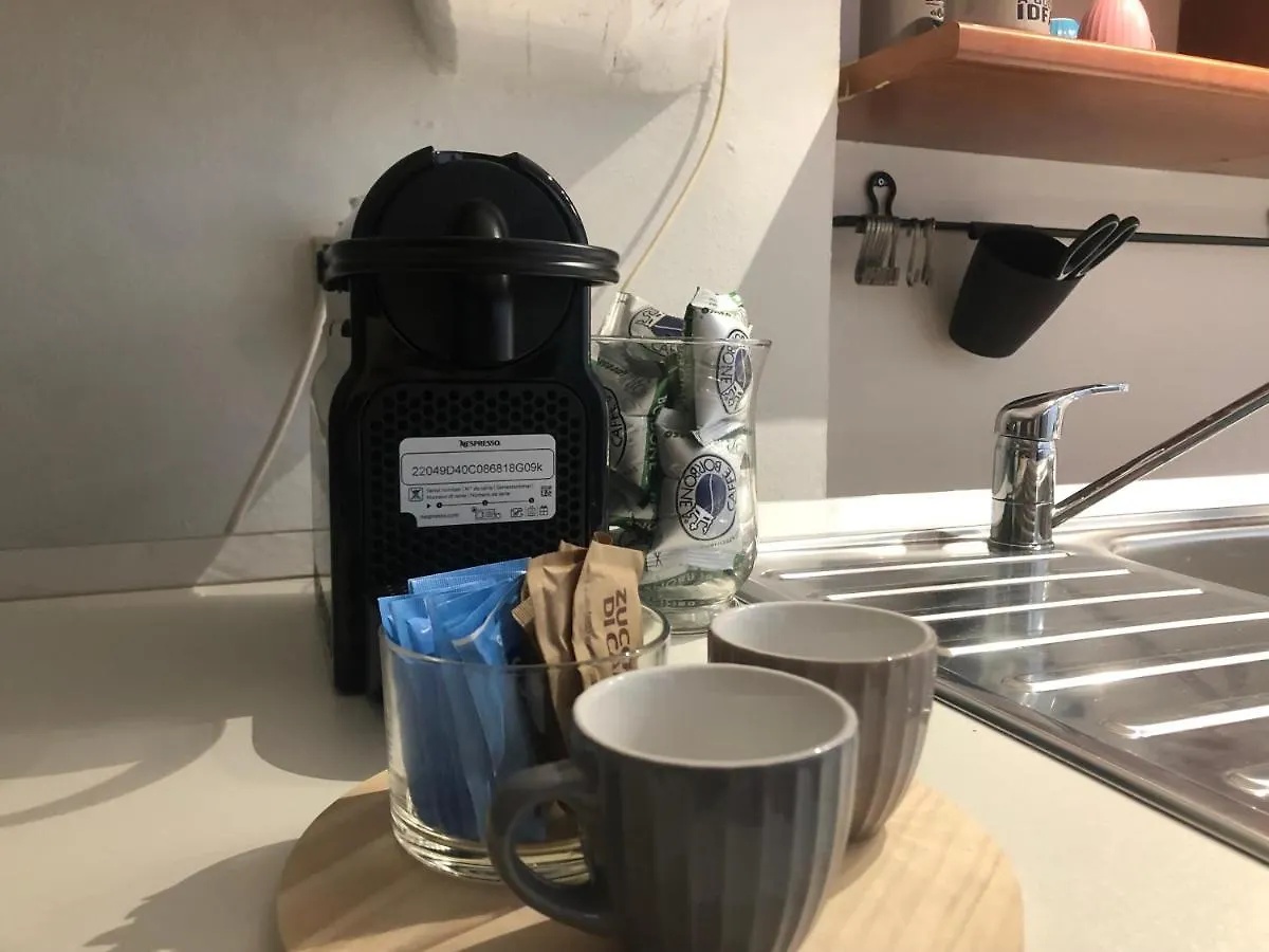 Il Tetto Fiorito Dell'Isola Apartment Milan 0*,
