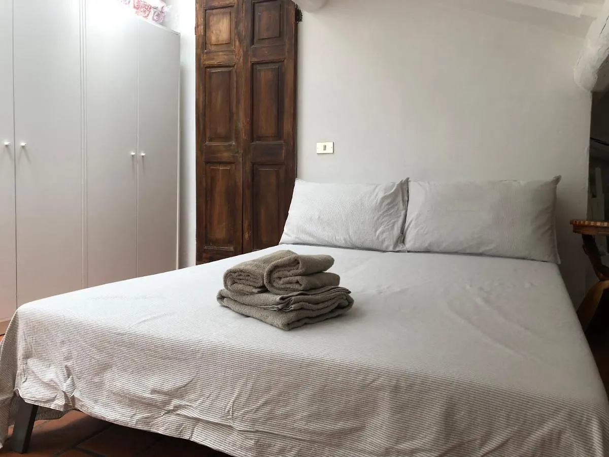 Il Tetto Fiorito Dell'Isola Apartment Milan Italy