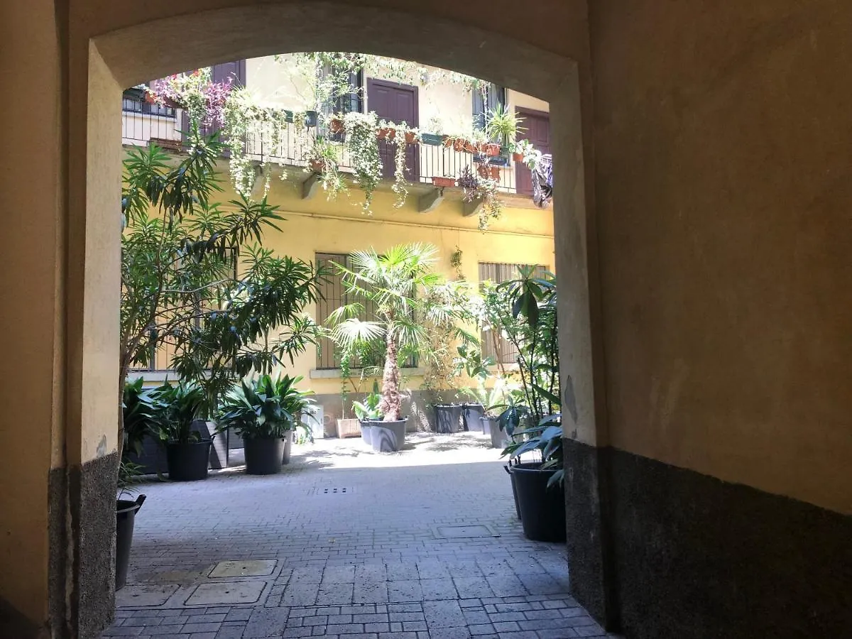 Il Tetto Fiorito Dell'Isola Apartment Milan Italy