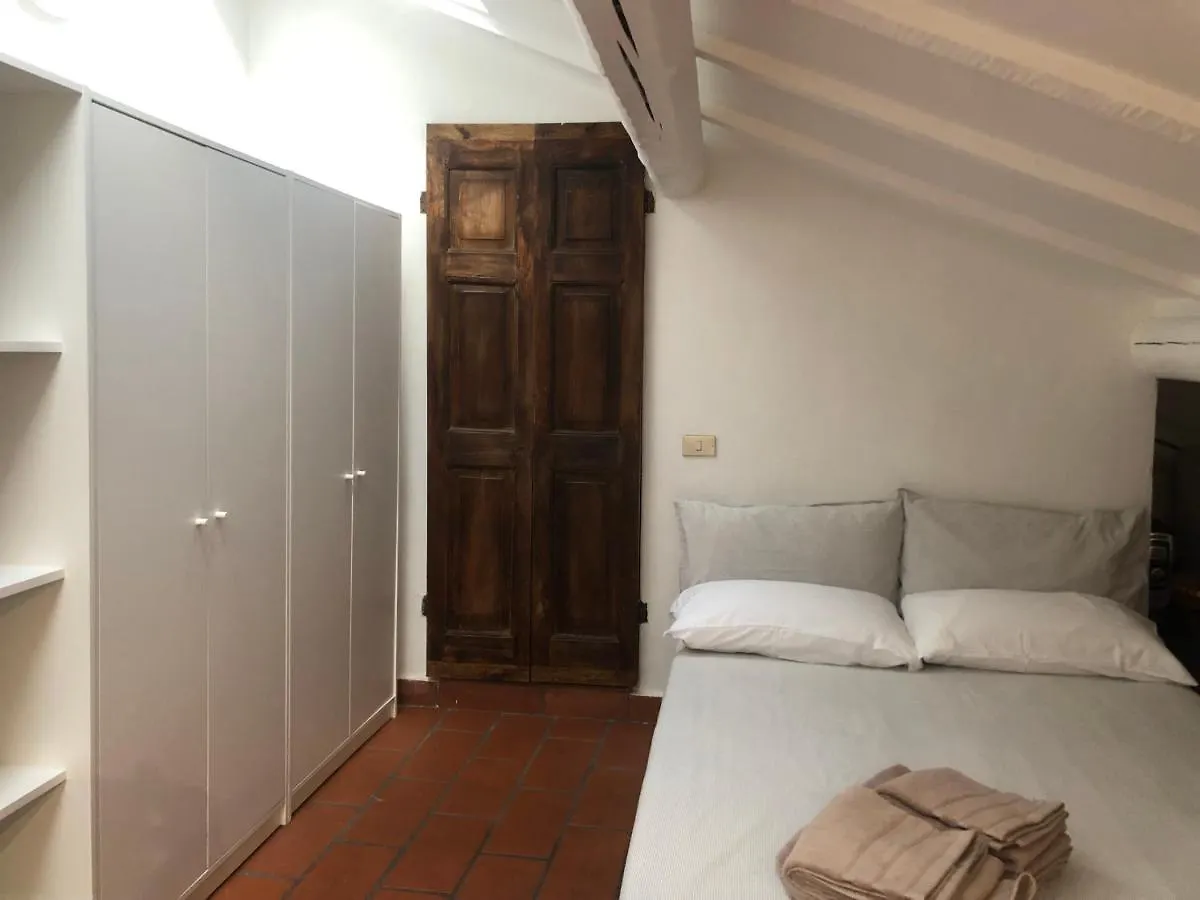 Il Tetto Fiorito Dell'Isola Apartment Milan Italy